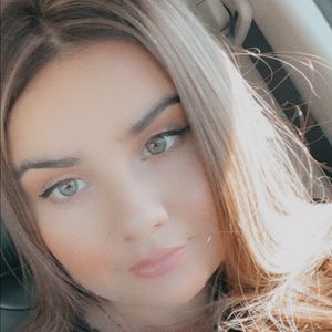 Meet your Posher, Sylvia